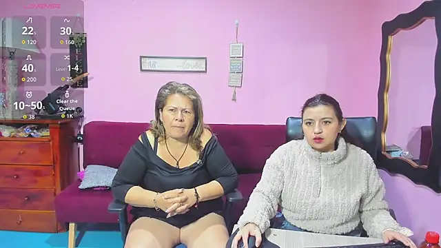 lesbiancuple online show from November 30, 10:49 am