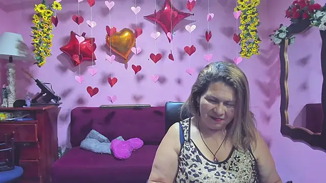 lesbiancuple online show from February 12, 12:32 am