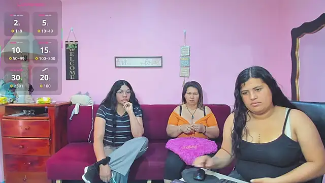 lesbiancuple online show from November 10, 12:54 pm