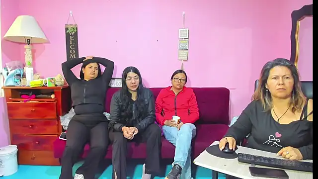 lesbiancuple online show from November 14, 1:48 pm