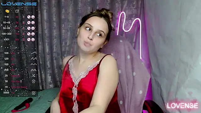 Careys universe online show from April 10, 11:01 pm