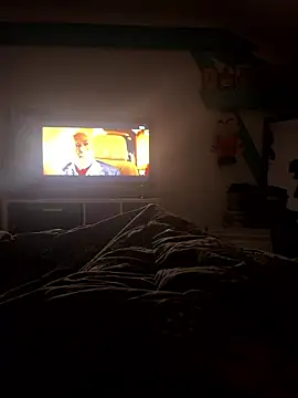 Snapshot of RenaudS-02 chatting on January 12, 11:20 pm RenaudS-02 online show from January 12, 11:20 pm