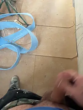 Snapshot of RenaudS-02 chatting on March 12, 2:54 pm RenaudS-02 online show from March 12, 2:54 pm