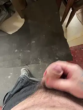 Snapshot of RenaudS-02 chatting on December 3, 1:38 pm RenaudS-02 online show from December 3, 1:38 pm