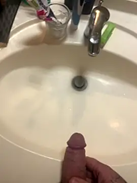 Snapshot of RenaudS-02 chatting on December 4, 3:44 pm RenaudS-02 online show from December 4, 3:44 pm