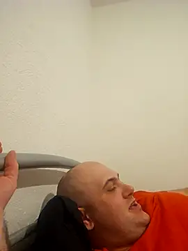 mario890605 online show from December 16, 10:03 pm