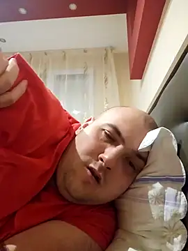 Snapshot of mario890605 chatting on January 8, 12:06 am mario890605 online show from January 8, 12:06 am