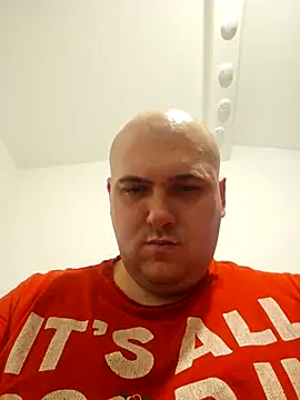 mario890605 online show from February 9, 10:30 pm