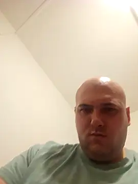 mario890605 online show from February 27, 8:30 pm