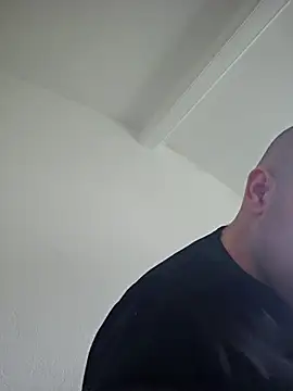 Snapshot of mario890605 chatting on March 12, 11:32 am mario890605 online show from March 12, 11:32 am