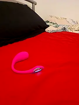 mario890605 online show from February 15, 7:02 pm