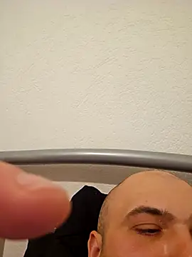 Snapshot of mario890605 chatting on September 17, 9:39 pm mario890605 online show from September 17, 9:39 pm