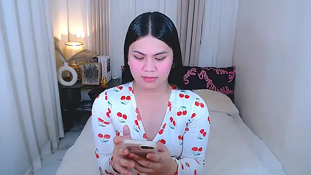 Mimi Cums online show from October 26, 9:37 pm