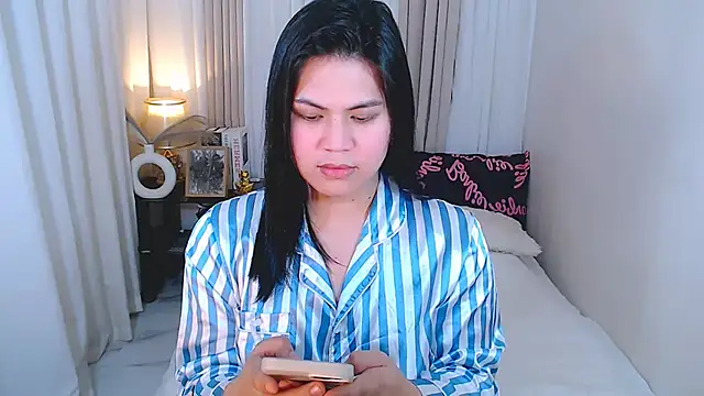 Mimi Cums online show from October 28, 4:28 pm