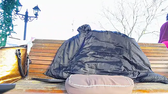 SquirtyMellissaLabia online show from March 5, 6:21 am