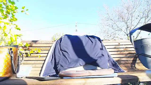 SquirtyMellissaLabia online show from October 30, 6:23 am