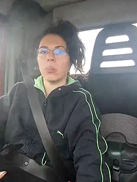 SquirtyMellissaLabia online show from October 16, 7:05 am