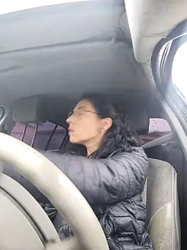 SquirtyMellissaLabia online show from October 4, 5:31 am