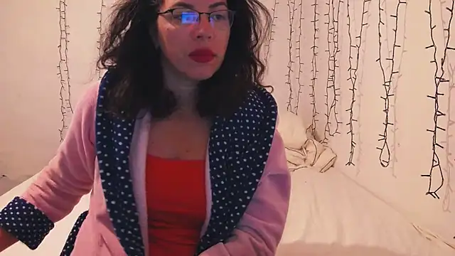 SquirtyMellissaLabia online show from October 26, 4:13 am