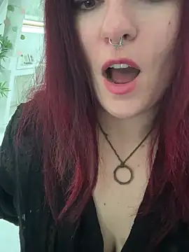 Snapshot of LunaMoongirl chatting on September 14, 5:24 pm LunaMoongirl online show from September 14, 5:24 pm