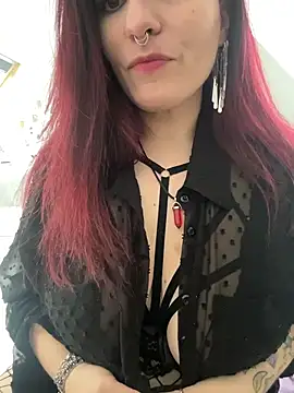 LunaMoongirl online show from February 18, 1:29 pm