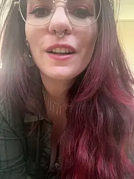 Snapshot of LunaMoongirl chatting on January 10, 1:31 pm LunaMoongirl online show from January 10, 1:31 pm