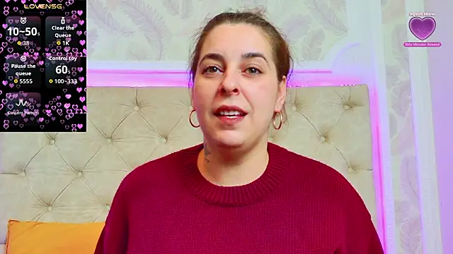 Snapshot of KarinaNoir chatting on February 13, 4:56 am KarinaNoir online show from February 13, 4:56 am