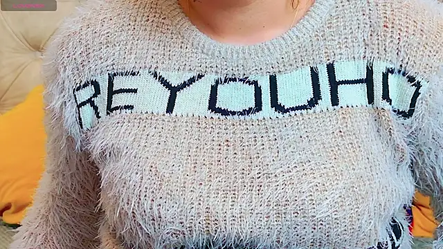 Snapshot of KarinaNoir chatting on January 15, 5:00 am KarinaNoir online show from January 15, 5:00 am