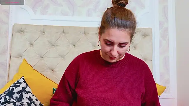 KarinaNoir online show from March 9, 5:00 am