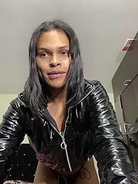  diamondpamela online show from December 15, 10:48 pm