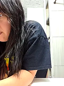 AriannaPena online show from October 31, 8:49 pm