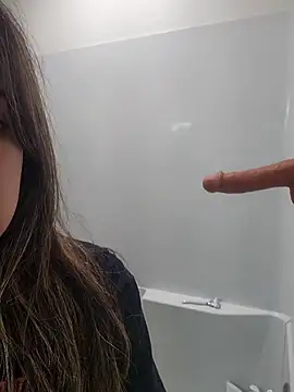 AriannaPena online show from March 10, 5:43 am