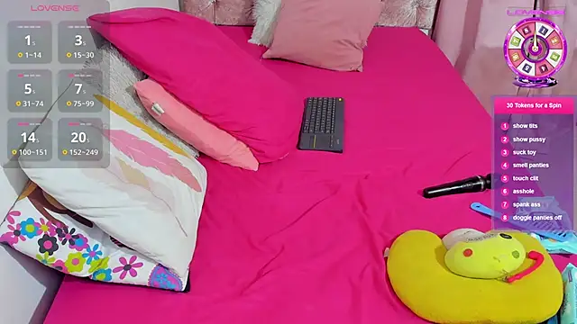 amy petite online show from January 7, 9:42 pm