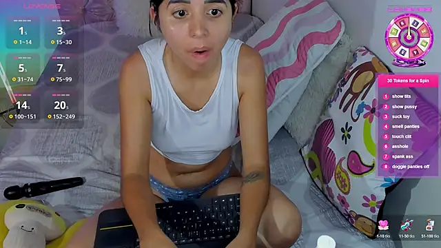 amy petite online show from June 4, 1:10 am