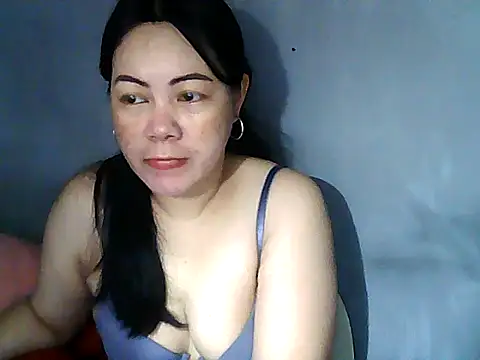 starlete69 online show from May 28, 6:58 pm