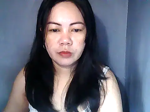 starlete69 online show from May 2, 7:08 pm
