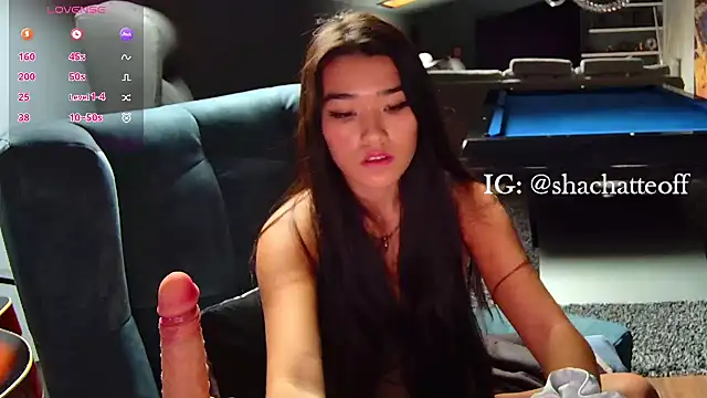 shachatteof online show from October 3, 8:38 am