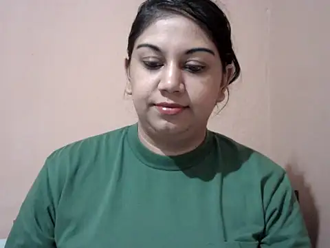 bellachow10 online show from May 6, 7:34 am