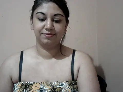 bellachow10 online show from April 9, 5:53 am