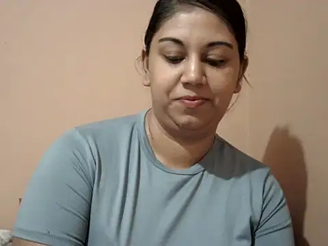 bellachow10 online show from March 10, 6:28 am