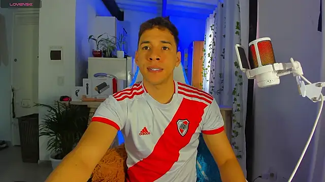 petter coleman  online show from March 5, 10:05 pm