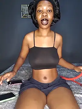 Snapshot of SheisBlacq chatting on February 10, 9:58 pm SheisBlacq online show from February 10, 9:58 pm