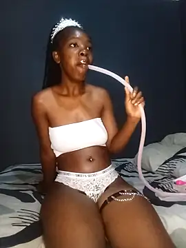 Snapshot of SheisBlacq chatting on November 26, 8:53 pm SheisBlacq online show from November 26, 8:53 pm