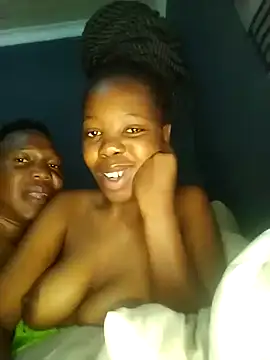 Snapshot of SheisBlacq chatting on December 2, 1:35 pm SheisBlacq online show from December 2, 1:35 pm