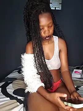 Snapshot of SheisBlacq chatting on February 18, 10:28 pm SheisBlacq online show from February 18, 10:28 pm