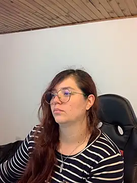 Snapshot of kayortiiz chatting on September 29, 9:09 pm kayortiiz online show from September 29, 9:09 pm