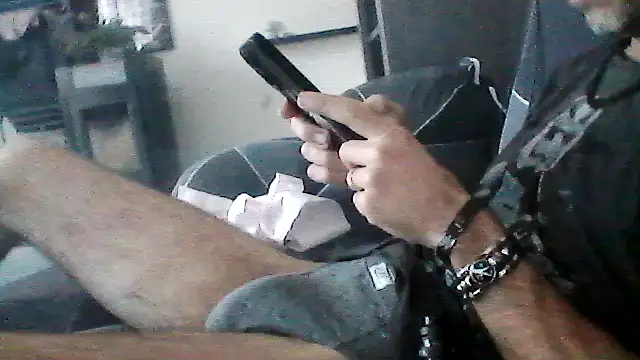 Snapshot of mickzizi chatting on October 10, 8:26 am mickzizi online show from October 10, 8:26 am