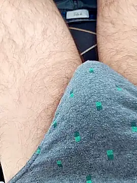 mickzizi online show from April 23, 12:11 pm