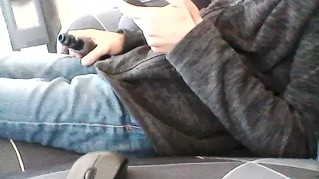 Snapshot of mickzizi chatting on September 30, 7:47 am mickzizi online show from September 30, 7:47 am