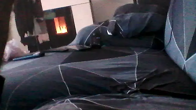 mickzizi online show from March 11, 8:30 am